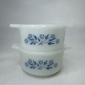 2 Vtg Dynaware Pyr-O-Rey Blue Flower Stackable Casserole Dishes 4"